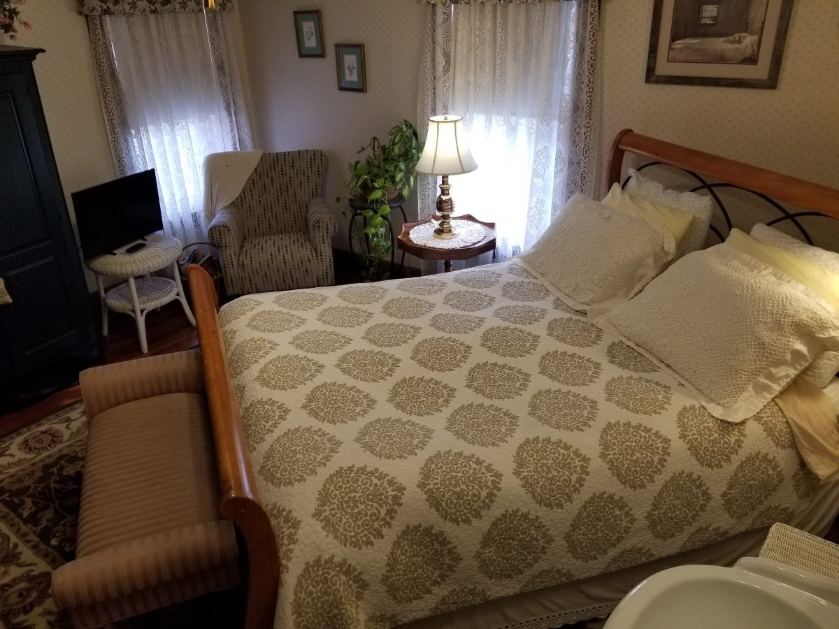 Our Rooms | Rose and Thistle Bed & Breakfast